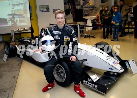 Motorsport. HTL Tag der offenen Tuer.  Christopher Hoeher. Klagenfurt, am 1.2.2014.
Foto: Kuess
---
pressefotos, pressefotografie, kuess, qs, qspictures, sport, bild, bilder, bilddatenbank