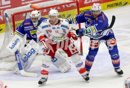 EBEL. Eishockey Bundesliga. EC VSV gegen HCB Suedtirol Bozen. Cole Jarrett, Jean Philippe Lamoureux, (VSV), MacGregor Sharp  (Bozen). Villach, am 1.2.2014.
Foto: Kuess 


---
pressefotos, pressefotografie, kuess, qs, qspictures, sport, bild, bilder, bilddatenbank