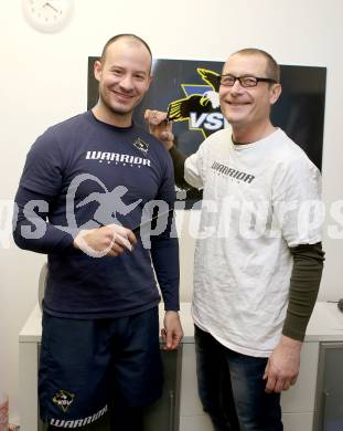 Eishockey Bundesliga. VSV. Marc Brown, Hannu Jaervenpaeae. Villach, 11.1.2014.
Foto: Kuess
---
pressefotos, pressefotografie, kuess, qs, qspictures, sport, bild, bilder, bilddatenbank