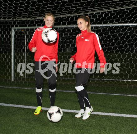 Fussball. U17 Nationalteam. Frauenfussball. Carinthians Soccer Women. Jasmin Michelle Ortner, Katharina Elisa Naschenweng. Glanegg, 15.11.2013.
Foto: Kuess
---
pressefotos, pressefotografie, kuess, qs, qspictures, sport, bild, bilder, bilddatenbank