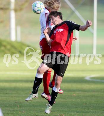 Fussball Unterliga Ost. Ludmannsdorf gegen Woelfnitz. Dejan Smeh, (Ludmannsdorf), Karl Schweighofer  (Woelfnitz). Ludmannsdorf, am 27.10.2013.
Foto: Kuess
Foto: Kuess
---
pressefotos, pressefotografie, kuess, qs, qspictures, sport, bild, bilder, bilddatenbank