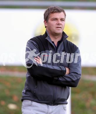 Fussball Unterliga Ost. Ludmannsdorf gegen Woelfnitz. Trainer Michael Rutnig (Woelfnitz). Ludmannsdorf, am 27.10.2013.
Foto: Kuess
---
pressefotos, pressefotografie, kuess, qs, qspictures, sport, bild, bilder, bilddatenbank