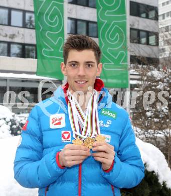 Nordische Kombination. Junioren WM. Empfang des dreifachen Goldmedaillengewinner Philipp Orter. Philipp Orter. Klagenfurt, 4.2.2014.
Foto: Kuess
---
pressefotos, pressefotografie, kuess, qs, qspictures, sport, bild, bilder, bilddatenbank