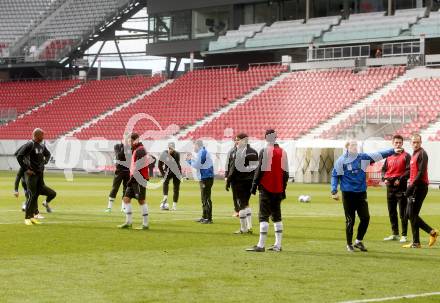 Fussball Bundesliga. Training WAC. Klagenfurt, am 7.2.2014.
Foto: Kuess

---
pressefotos, pressefotografie, kuess, qs, qspictures, sport, bild, bilder, bilddatenbank