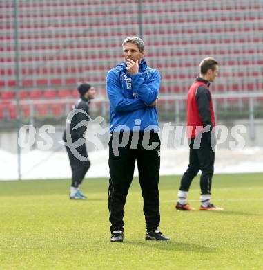 Fussball Bundesliga. Training WAC. Klagenfurt, am 7.2.2014. Trainer Dietmar Kuehbauer.
Foto: Kuess

---
pressefotos, pressefotografie, kuess, qs, qspictures, sport, bild, bilder, bilddatenbank