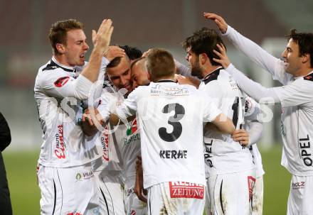 Fussball Bundesliga. RZ Pellets WAC gegen FC Wacker Innsbruck. Torjubel Sandro Gotal, Peter Zulj, Manuel Kerhe, Michael Sollbauer, Nemanja Rnic (WAC). Klagenfurt, 8.2.2014.
Foto: Kuess

---
pressefotos, pressefotografie, kuess, qs, qspictures, sport, bild, bilder, bilddatenbank