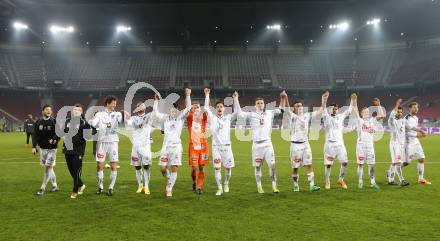 Fussball Bundesliga. RZ Pellets WAC gegen FC Wacker Innsbruck. Jubel  (WAC). Klagenfurt, 8.2.2014.
Foto: Kuess

---
pressefotos, pressefotografie, kuess, qs, qspictures, sport, bild, bilder, bilddatenbank