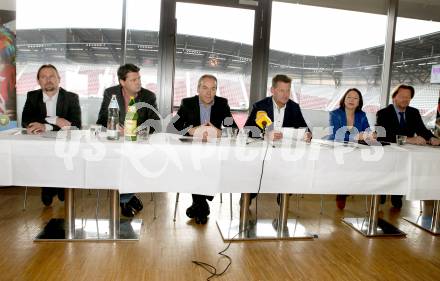 Pressekonferenz. Gert Unterkoefler, Daniel Greiner, DI Josef Pein, Buergermeister Christian Scheider, Karin Zarikian, Ingolf Herold. Klagenfurt, 7.2.2014.
Foto: Kuess
---
pressefotos, pressefotografie, kuess, qs, qspictures, sport, bild, bilder, bilddatenbank