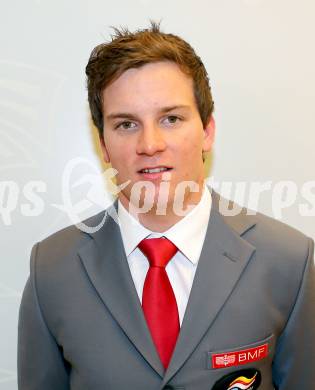 Verabschiedung Kaerntner Teilnehmer an den Paralympics in Sotschi. Thomas Grochar. Klagenfurt, 10.2.2014.
Foto: Kuess
---
pressefotos, pressefotografie, kuess, qs, qspictures, sport, bild, bilder, bilddatenbank