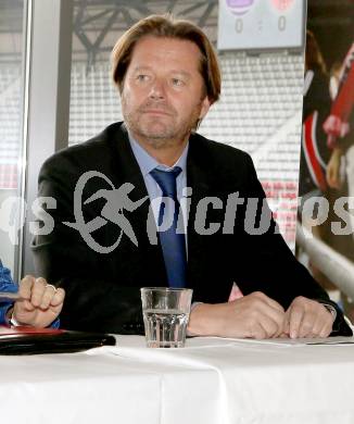 Pressekonferenz. Ingolf Herold (Kontrollamt Stadt Klagenfurt). Klagenfurt, 7.2.2014.
Foto: Kuess
---
pressefotos, pressefotografie, kuess, qs, qspictures, sport, bild, bilder, bilddatenbank