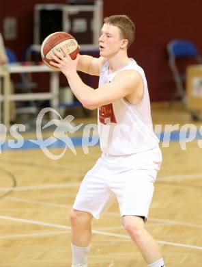 Basketball 2. Bundesliga. Woerthersee Piraten gegen Villach Raiders.  Paul Koroschitz (Piraten). Klagenfurt, am 15.2.2014.
Foto: Kuess
---
pressefotos, pressefotografie, kuess, qs, qspictures, sport, bild, bilder, bilddatenbank