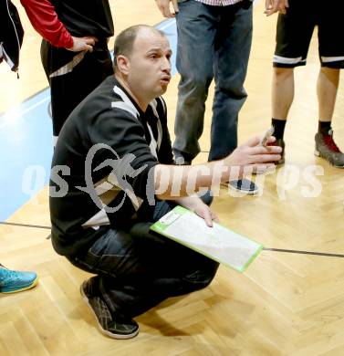 Basketball 2. Bundesliga. Woerthersee Piraten gegen Villach Raiders.  Trainer Goran Jovanovic (Villach). Klagenfurt, am 15.2.2014.
Foto: Kuess
---
pressefotos, pressefotografie, kuess, qs, qspictures, sport, bild, bilder, bilddatenbank