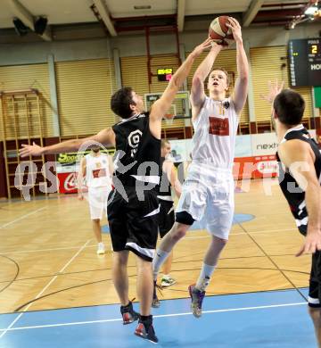 Basketball 2. Bundesliga. Woerthersee Piraten gegen Villach Raiders.   Paul Koroschitz (Piraten), Michael Stoecklmayr (Villach). Klagenfurt, am 15.2.2014.
Foto: Kuess
---
pressefotos, pressefotografie, kuess, qs, qspictures, sport, bild, bilder, bilddatenbank