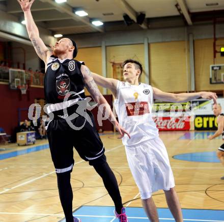 Basketball 2. Bundesliga. Woerthersee Piraten gegen Villach Raiders.  Christoph Gspandl, (Piraten), Nino Gross (Villach). Klagenfurt, am 15.2.2014.
Foto: Kuess
---
pressefotos, pressefotografie, kuess, qs, qspictures, sport, bild, bilder, bilddatenbank