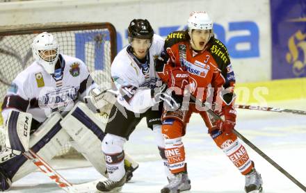 Eishockey EBYSL. U20. KAC gegen SAPA Fehervar AV19. Landan Viveiros, (KAC), Gergely Korbuly (Alba Volan). Klagenfurt, am 2.2.2014.
Foto: Kuess
---
pressefotos, pressefotografie, kuess, qs, qspictures, sport, bild, bilder, bilddatenbank