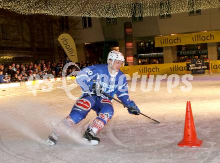 EBEL. Eishockey Bundesliga. Showtraining VSV am Rathausplatz in Villach.  Nico Brunner. Villach, am 21.2.2014.
Foto: Kuess 


---
pressefotos, pressefotografie, kuess, qs, qspictures, sport, bild, bilder, bilddatenbank