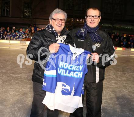 EBEL. Eishockey Bundesliga. Showtraining VSV am Rathausplatz in Villach.  Buergermeister Helmut Manzenreiter, Trainer Hannu Jaervenpaeae. Villach, am 21.2.2014.
Foto: Kuess 


---
pressefotos, pressefotografie, kuess, qs, qspictures, sport, bild, bilder, bilddatenbank