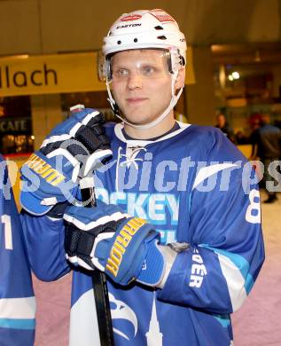 EBEL. Eishockey Bundesliga. Showtraining VSV am Rathausplatz in Villach.  Mario Lamoureux. Villach, am 21.2.2014.
Foto: Kuess 


---
pressefotos, pressefotografie, kuess, qs, qspictures, sport, bild, bilder, bilddatenbank