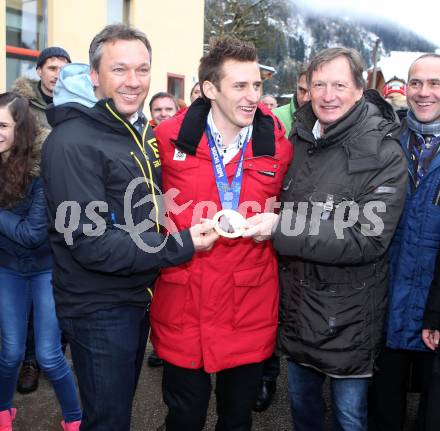 Schi Alpin. Empfang Abfahrtsolympiasieger Matthias Mayer.  Fritz Strobl, Matthias Mayer, Franz Klammer.  Afritz, am 22.2.2014.
Foto: Kuess
---
pressefotos, pressefotografie, kuess, qs, qspictures, sport, bild, bilder, bilddatenbank