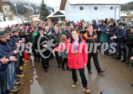 Schi Alpin. Empfang Abfahrtsolympiasieger Matthias Mayer.  Festzug, Matthias Mayer.  Afritz, am 22.2.2014.
Foto: Kuess
---
pressefotos, pressefotografie, kuess, qs, qspictures, sport, bild, bilder, bilddatenbank