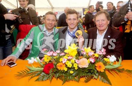 Schi Alpin. Empfang Abfahrtsolympiasieger Matthias Mayer.  Fritz Strobl, Matthias Mayer, Franz Klammer.  Afritz, am 22.2.2014.
Foto: Kuess
---
pressefotos, pressefotografie, kuess, qs, qspictures, sport, bild, bilder, bilddatenbank