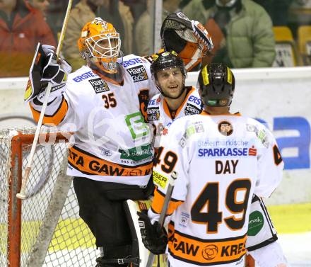 EBEL. Eishockey Bundesliga. KAC gegen Moser Medical Graz 99ers. Jubel Danny Sabourin, Patrick Coulombo, Greg Day (Graz). Klagenfurt, am 24.2.2014.
Foto: Kuess 

---
pressefotos, pressefotografie, kuess, qs, qspictures, sport, bild, bilder, bilddatenbank