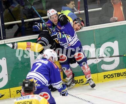 EBEL. Eishockey Bundesliga. EC VSV gegen UPC Vienna Capitals. Derek Ryan,  (VSV), Jonathan Ferland (Vienna). Villach, am 28.2.2014.
Foto: Kuess 


---
pressefotos, pressefotografie, kuess, qs, qspictures, sport, bild, bilder, bilddatenbank