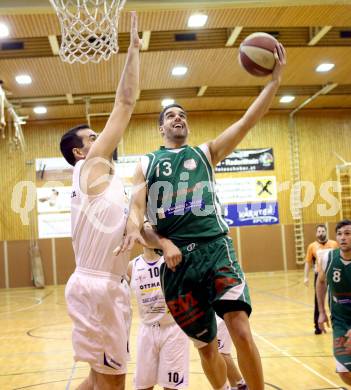 Basketball 2. Bundesliga. WSG Raiffeisem Radenthein gegen BK Mattersburg. Lovro Hren, (Radenthein), Sebastian Pinterits  (Mattersburg). Radenthein, 1.3.2014.
Foto: Kuess

---
pressefotos, pressefotografie, kuess, qs, qspictures, sport, bild, bilder, bilddatenbank