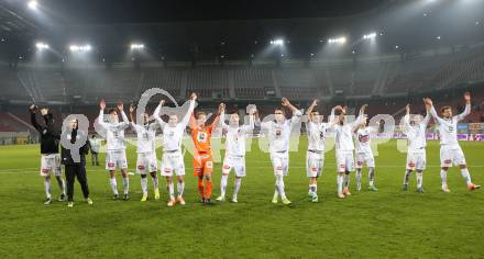 Fussball Bundesliga. RZ Pellets WAC.  Jubel WAC. Woerthersee Stadion Klagenfurt, 8.2.2014.
Foto: Kuess

---
pressefotos, pressefotografie, kuess, qs, qspictures, sport, bild, bilder, bilddatenbank