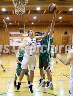 Basketball 2. Bundesliga. WSG Raiffeisem Radenthein gegen BK Mattersburg. Rocks. Lovro Hren, (Radenthein), Wolfgang Trager (Mattersburg). Radenthein, 1.3.2014.
Foto: Kuess

---
pressefotos, pressefotografie, kuess, qs, qspictures, sport, bild, bilder, bilddatenbank