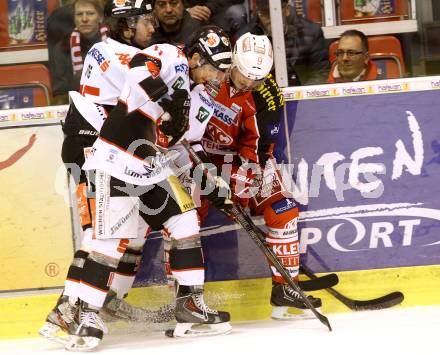 EBEL. Eishockey Bundesliga. KAC gegen HC TWK Innsbruck, Die Haie. Stefan Geier, (KAC),Alexander Hoeller, Shane Sims  (Innsbruck). Klagenfurt, am 2.3.2014.
Foto: Kuess 

---
pressefotos, pressefotografie, kuess, qs, qspictures, sport, bild, bilder, bilddatenbank