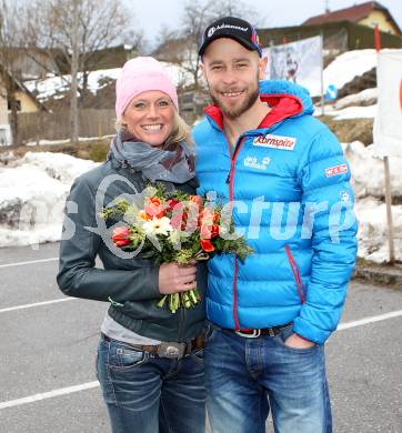 Biathlon. Empfang Bronzemedaillengewinner in Sotschi Daniel Mesotisch.  Daniel Mesotisch, Ehefrau Sam. St. Jakob im Rosental, am 1.3.2014.
Foto: Kuess


---
pressefotos, pressefotografie, kuess, qs, qspictures, sport, bild, bilder, bilddatenbank