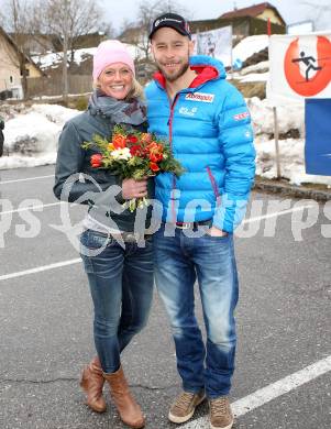 Biathlon. Empfang Bronzemedaillengewinner in Sotschi Daniel Mesotisch.  Daniel Mesotisch, Ehefrau Sam. St. Jakob im Rosental, am 1.3.2014.
Foto: Kuess


---
pressefotos, pressefotografie, kuess, qs, qspictures, sport, bild, bilder, bilddatenbank