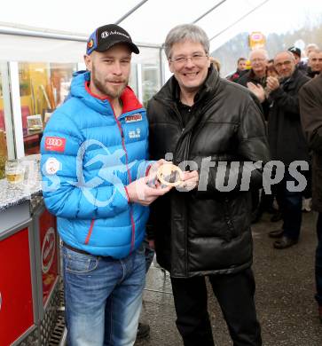 Biathlon. Empfang Bronzemedaillengewinner in Sotschi Daniel Mesotisch.  Daniel Mesotisch, Landeshauptmann Peter Kaiser. St. Jakob im Rosental, am 1.3.2014.
Foto: Kuess


---
pressefotos, pressefotografie, kuess, qs, qspictures, sport, bild, bilder, bilddatenbank