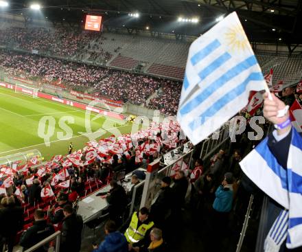 Fussball Laenderspiel. Oesterreich gegen Uruguay.  Stadion, Fans. Klagenfurt, 5.3.2014.
Foto: Kuess

---
pressefotos, pressefotografie, kuess, qs, qspictures, sport, bild, bilder, bilddatenbank