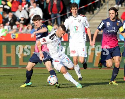 Fussball Bundesliga. RZ Pellets WAC gegen FC Admira Wacker Moedling. Peter Zulj, (WAC), Stephan Auer  (Admira). Klagenfurt, 8.3.2014.
Foto: Kuess

---
pressefotos, pressefotografie, kuess, qs, qspictures, sport, bild, bilder, bilddatenbank