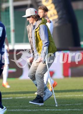 Fussball Bundesliga. RZ Pellets WAC gegen FC Admira Wacker Moedling. Snowboard Snowboard Tribondeau. Klagenfurt, 8.3.2014.
Foto: Kuess

---
pressefotos, pressefotografie, kuess, qs, qspictures, sport, bild, bilder, bilddatenbank