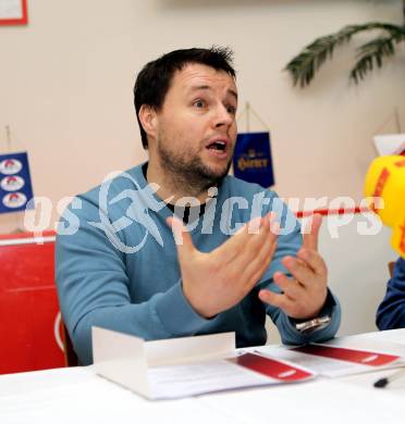 EBEL Eishockey Bundesliga. KAC. Neuer Trainer Martin Stloukal. Klagenfurt, 6.3.2014.
Foto: Kuess
---
pressefotos, pressefotografie, kuess, qs, qspictures, sport, bild, bilder, bilddatenbank