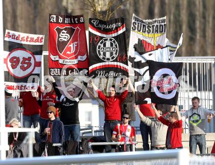 Fussball Bundesliga. RZ Pellets WAC gegen FC Admira Wacker Moedling. Fans (Admira). Klagenfurt, 8.3.2014.
Foto: Kuess

---
pressefotos, pressefotografie, kuess, qs, qspictures, sport, bild, bilder, bilddatenbank