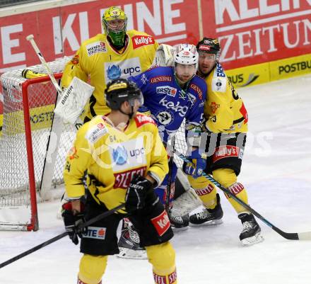 EBEL. Eishockey Bundesliga. EC VSV gegen UPC Vienna Capitals. Eric Hunter,  (VSV), Matthew Zaba, Sven Klimbacher  (Vienna). Villach, am 9.3.2014.
Foto: Kuess 


---
pressefotos, pressefotografie, kuess, qs, qspictures, sport, bild, bilder, bilddatenbank