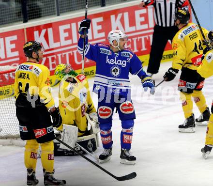 EBEL. Eishockey Bundesliga. EC VSV gegen UPC Vienna Capitals. torjubel Scott Hotham, (VSV),  Matthew Zaba  (Vienna). Villach, am 9.3.2014.
Foto: Kuess 


---
pressefotos, pressefotografie, kuess, qs, qspictures, sport, bild, bilder, bilddatenbank