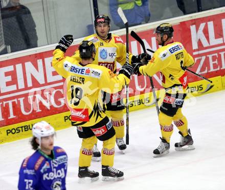 EBEL. Eishockey Bundesliga. EC VSV gegen UPC Vienna Capitals. Torjubel Rafael Rotter, Mike Ouelette, Justin Keller (Vienna). Villach, am 9.3.2014.
Foto: Kuess 


---
pressefotos, pressefotografie, kuess, qs, qspictures, sport, bild, bilder, bilddatenbank