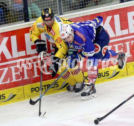 EBEL. Eishockey Bundesliga. EC VSV gegen UPC Vienna Capitals. Derek Ryan, (VSV), Adrian Veidemann (Vienna). Villach, am 9.3.2014.
Foto: Kuess 


---
pressefotos, pressefotografie, kuess, qs, qspictures, sport, bild, bilder, bilddatenbank