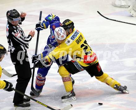 EBEL. Eishockey Bundesliga. EC VSV gegen UPC Vienna Capitals. Mario Lamoureux, (VSV), Benoit Gratton  (Vienna). Villach, am 9.3.2014.
Foto: Kuess 


---
pressefotos, pressefotografie, kuess, qs, qspictures, sport, bild, bilder, bilddatenbank