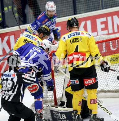 EBEL. Eishockey Bundesliga. EC VSV gegen UPC Vienna Capitals. Derek Ryan, Eric Hunter,  (VSV), Philippe Lakos (Vienna). Villach, am 14.3.2014.
Foto: Kuess 


---
pressefotos, pressefotografie, kuess, qs, qspictures, sport, bild, bilder, bilddatenbank