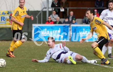 Fussball Regionalliga. SAK gegen Voecklamarkt.  Darijo Biscan, (SAK), Mersudin Jukic (Voecklamarkt). Welzenegg, amm 15.3.2014.
Foto: Kuess
---
pressefotos, pressefotografie, kuess, qs, qspictures, sport, bild, bilder, bilddatenbank