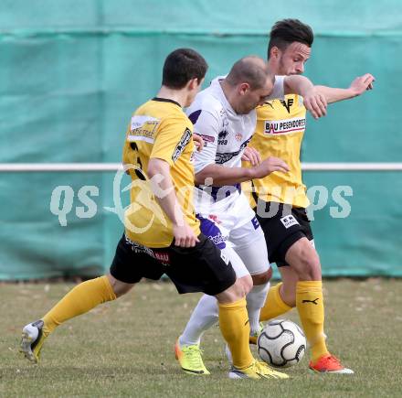 Fussball Regionalliga. SAK gegen Voecklamarkt. Darijo Biscan,  (SAK), Marcel Rohrstorfer, Edin Ibrahimovic (Voecklamarkt). Welzenegg, amm 15.3.2014.
Foto: Kuess
---
pressefotos, pressefotografie, kuess, qs, qspictures, sport, bild, bilder, bilddatenbank