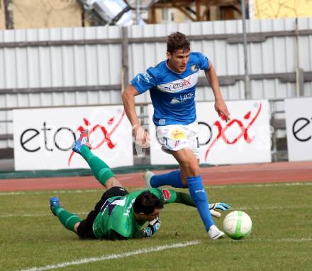 Fussball. Regionalliga. VSV gegen SAK.  Moritz Guetz, (VSV), Marcel Reichmann (SAK). Villach, 22.3.2014.
Foto: Kuess
---
pressefotos, pressefotografie, kuess, qs, qspictures, sport, bild, bilder, bilddatenbank