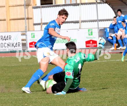 Fussball. Regionalliga. VSV gegen SAK. Moritz Guetz (VSV), Marcel Reichmann (SAK). Villach, 22.3.2014.
Foto: Kuess
---
pressefotos, pressefotografie, kuess, qs, qspictures, sport, bild, bilder, bilddatenbank