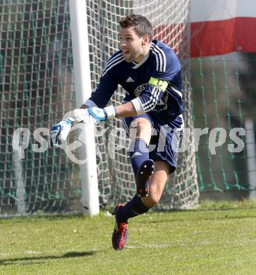 Fussball Unterliga Ost. Ludmannsdorf gegen St. Michael/Bleiburg. Ivo Mueller (St. Michael). Ludmannsdorf, am 30.3.2014.
Foto: Kuess
---
pressefotos, pressefotografie, kuess, qs, qspictures, sport, bild, bilder, bilddatenbank